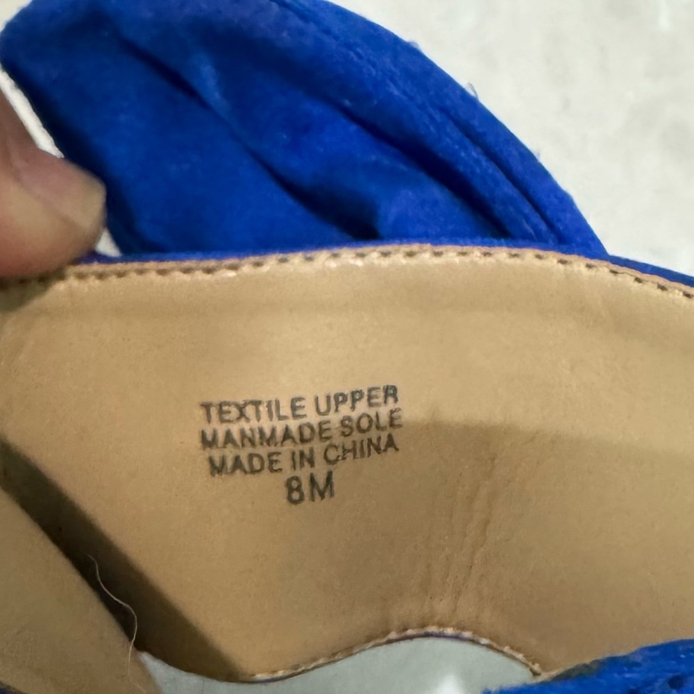 BRAND NEW! Ann Taylor royal blue satin high heel sandals with bows. - Picture 8 of 10